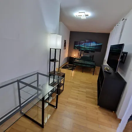 Lägenhet Grazer & Free Parking