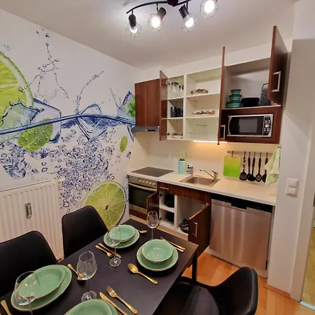 Grazer & Free Parking