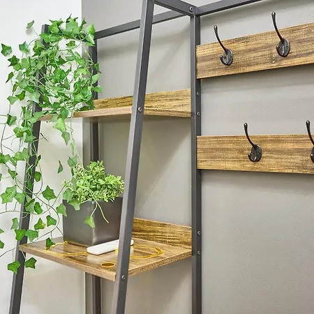 Lägenhet Grazer & Free Parking *